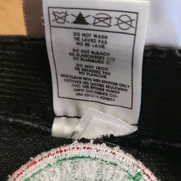 Live Lucky Mens Hat with Embroidered Shamrock Mexican Flag Design - Picture 4 of 7